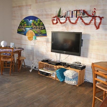 Belle Chambre D'Hote Pour 2 A 4 Personnes Appartement Chef-Boutonne Buitenkant foto