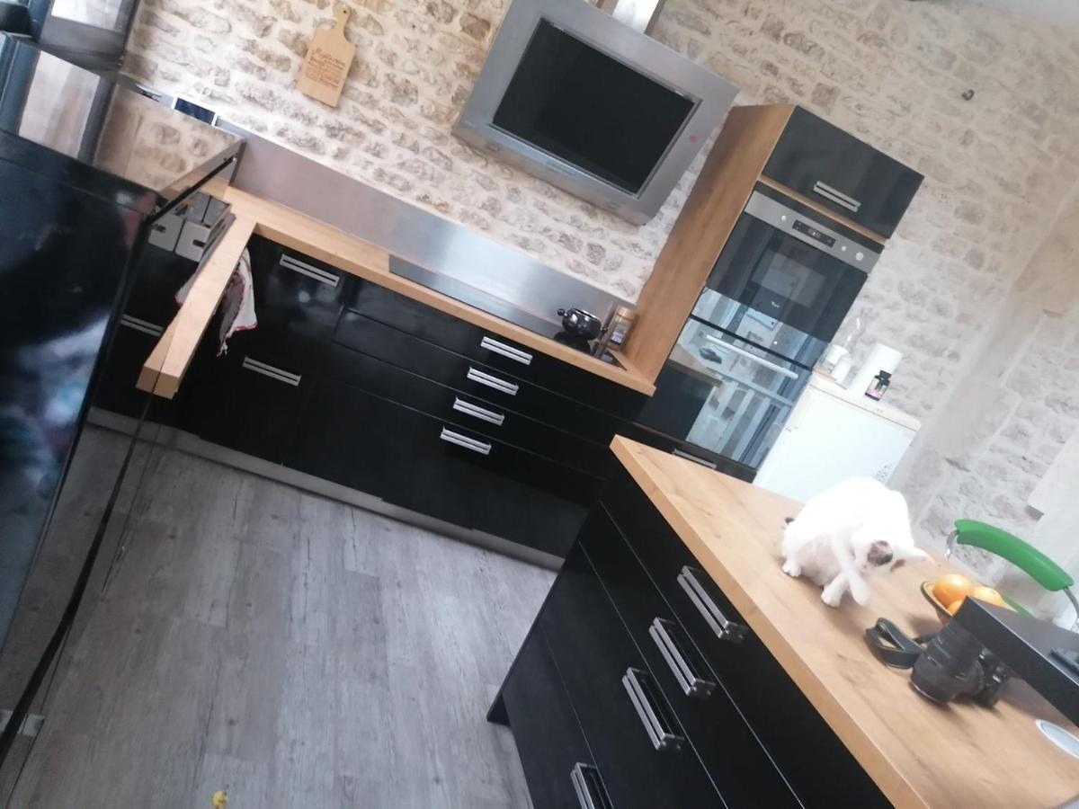 Belle Chambre D'Hote Pour 2 A 4 Personnes Appartement Chef-Boutonne Buitenkant foto