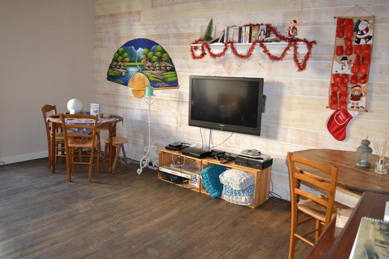Belle Chambre D'Hote Pour 2 A 4 Personnes Appartement Chef-Boutonne Buitenkant foto